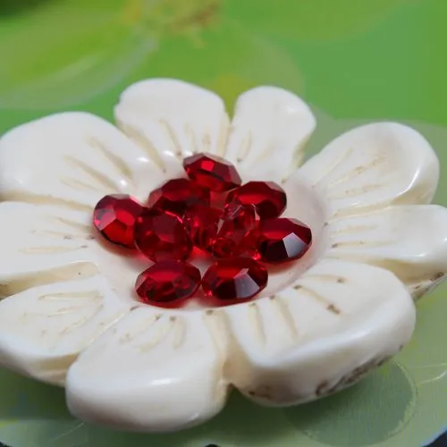 10 cabochons swarovski de 6 mm siam (art. 1110)