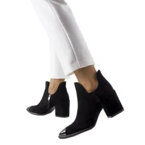 Bottes en cuir noir Karino le noir