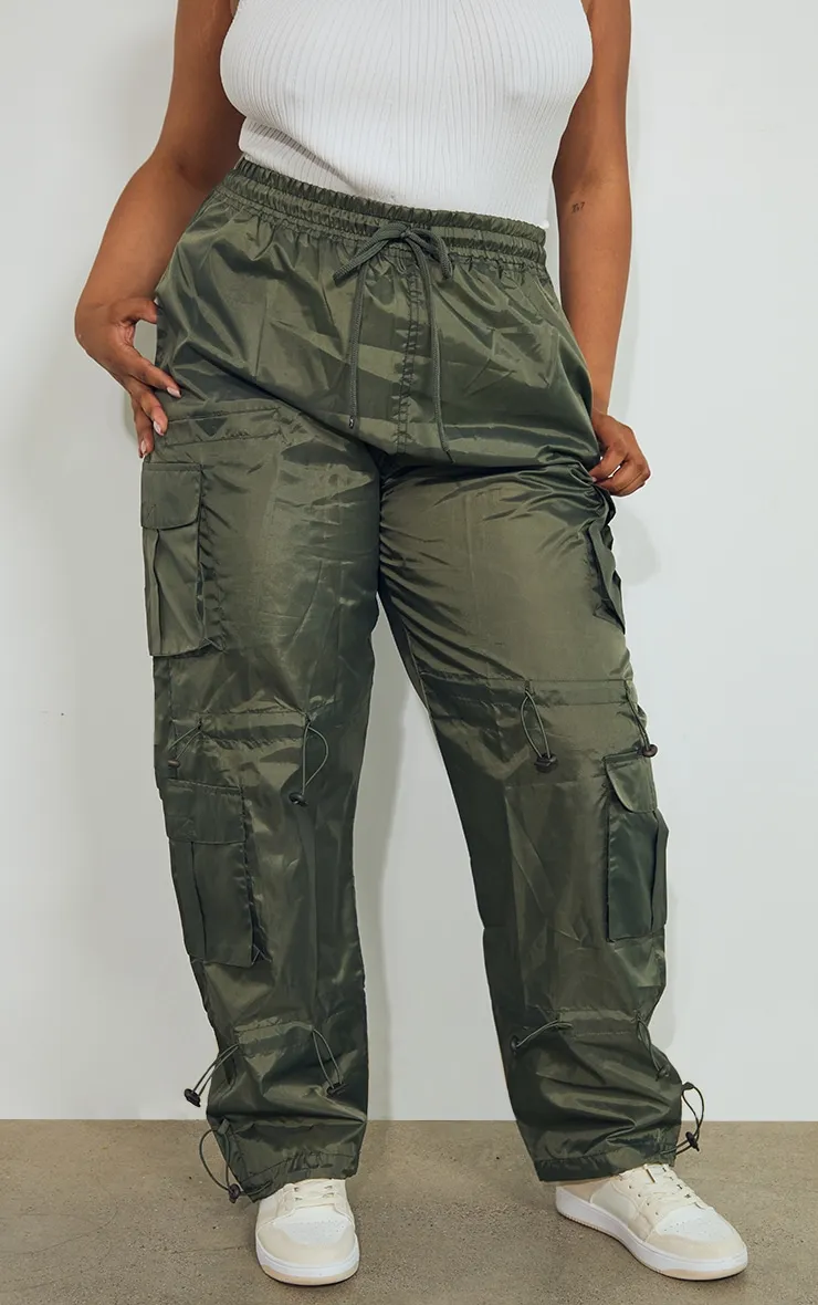 Plus Pantalon de survêt style cargo kaki